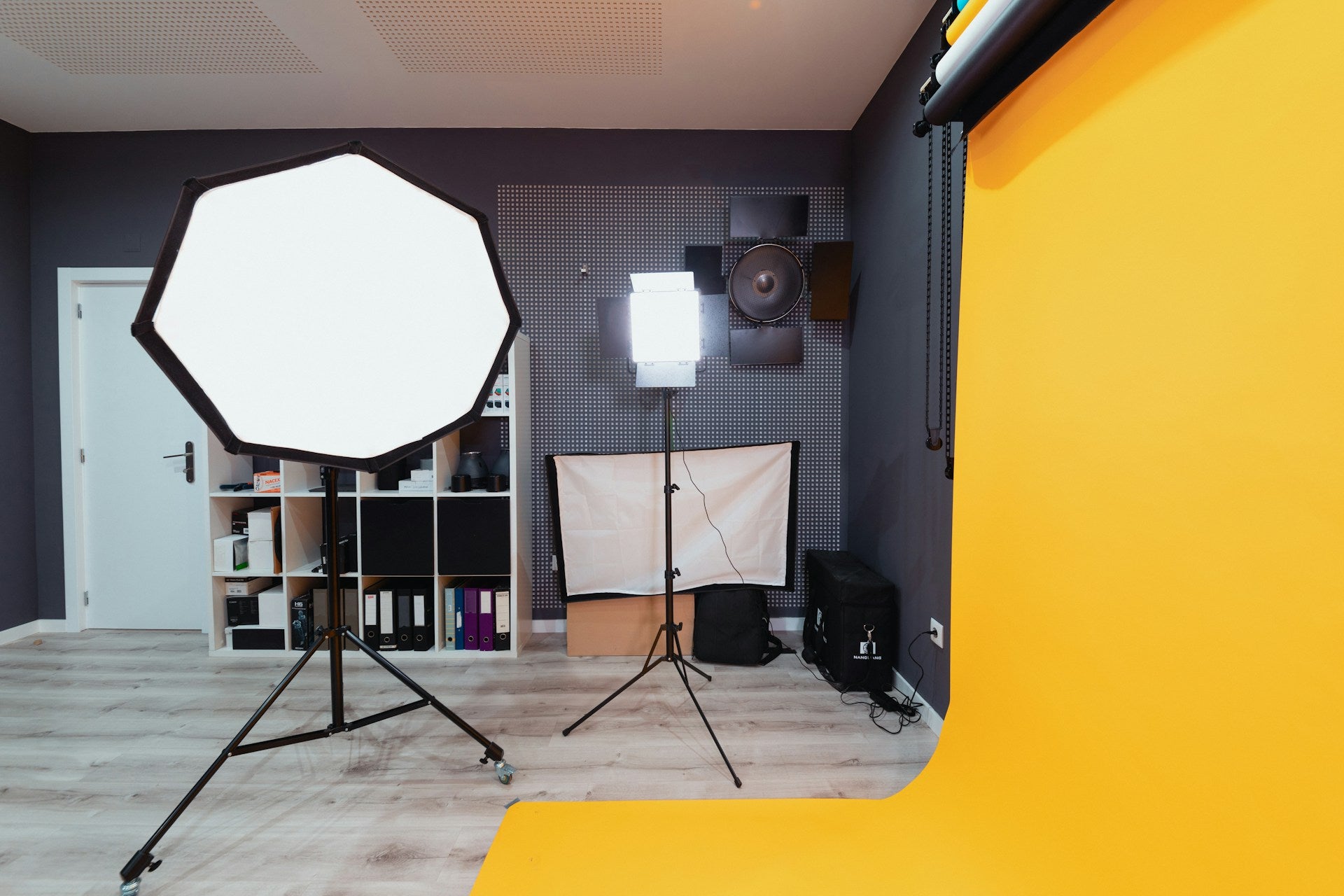 The Ultimate Guide to Buying LED Video Lights for Beginners (2024 Free Version)